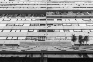 Parioli Fotografia | Roma Brutalista: un viaggio fotografico nell’architettura del cemento